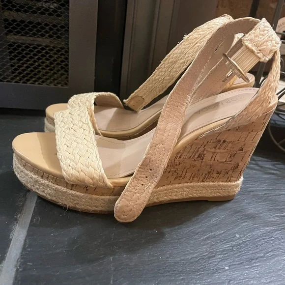Top Moda Wedges - Picture 3 of 3